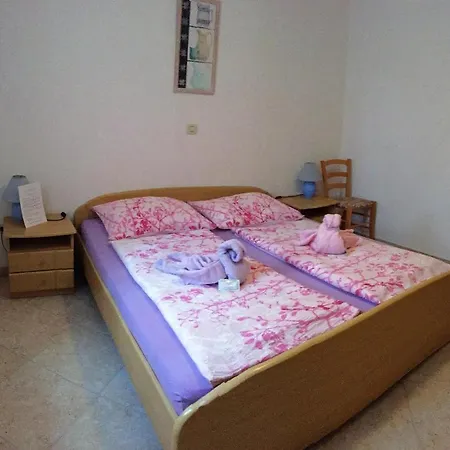 Nina B&B
